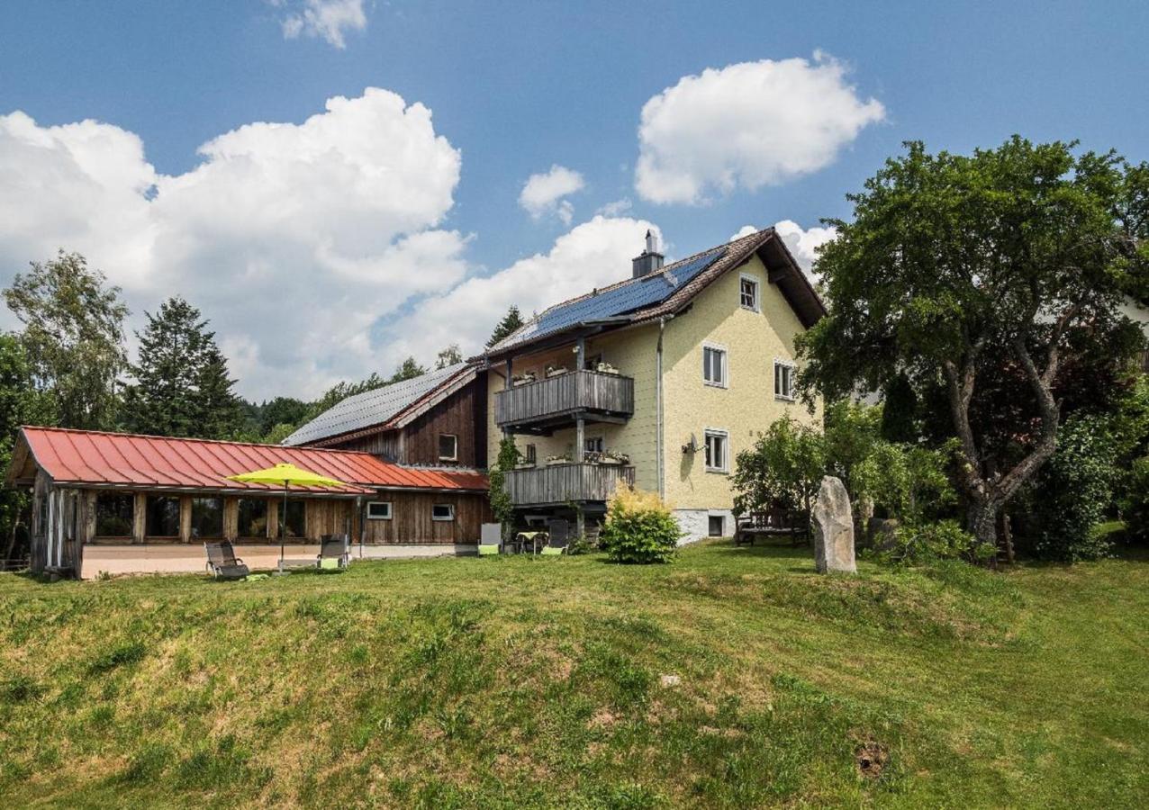 Ferienwohnung Sigi'S Waldhaus Neuschönau エクステリア 写真
